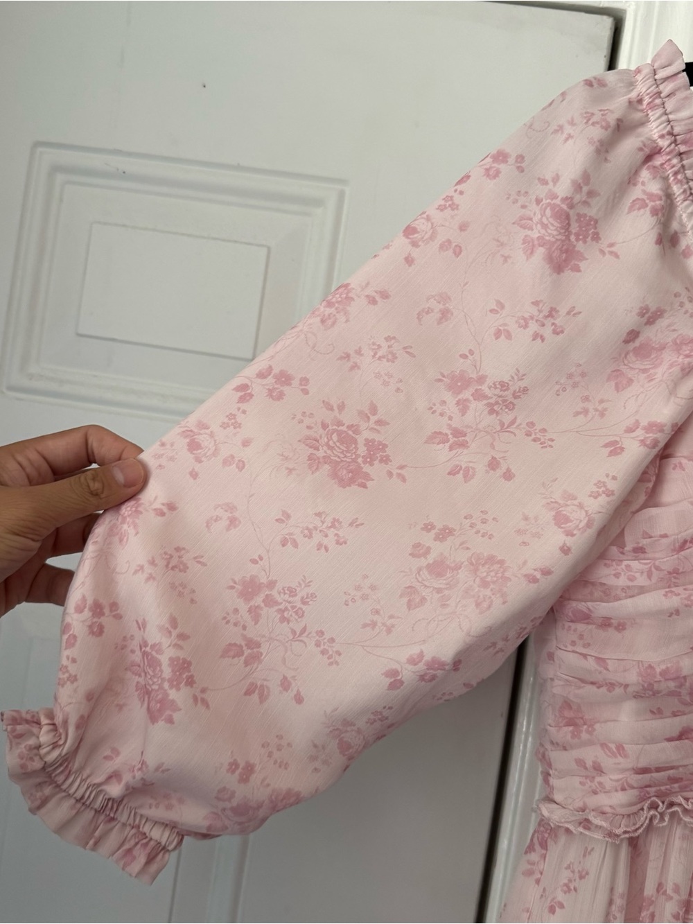 IVY CITY CO. Pink floral puff short sleeve square neck ruffle tiered midi dress - Picture 2 of 7